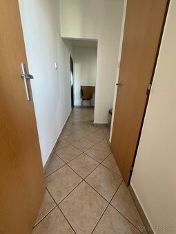 PREDAJ 3izb. byt na Nábrežnej ul., Nové Zámky - 9