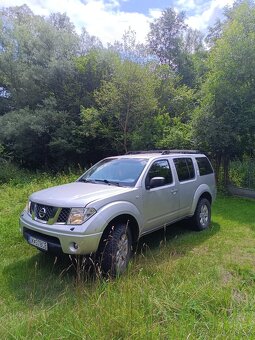Nissan Pathfinder - 9