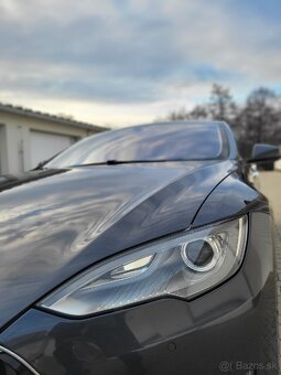Tesla Model S 85 - 9