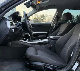 Bmw e91 320d Facelift /Manuál/Xenon/Velká Navi CIC/ - 9