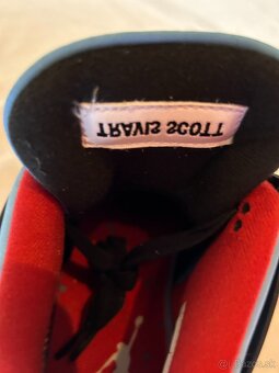 Air Jordan 4 Retro "Cactus Jack" x Travis Scott - 9