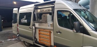 Mercedes-Benz Sprinter - 9