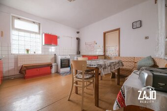 NA PREDAJ I 4-izbový RD s pozemkom 1604 m2, Trenč. Stankovce - 9