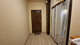 3izbový byt v centre Želiezoviec - 9