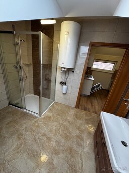 Veľký 2-izbový byt v Palárikove - 9