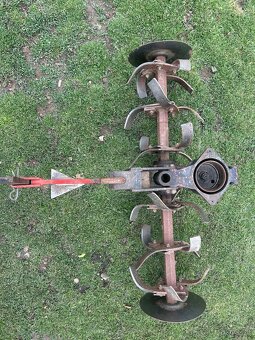 AGZAT V TOP STAVE - 9
