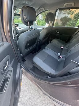 Renault Grand Scenic 1.9 DCI - 9