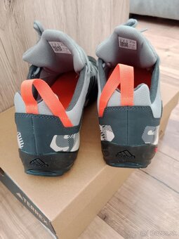 Adidas terrex Swift solo 2 - 9
