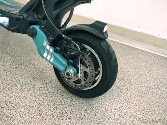 VSETT 9+ najazdených iba 346km + príslušenstvo - 9