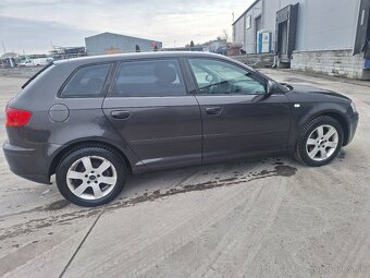 AUDI A3   2.0 BENZÍN 110KW DSG AUTOMAT - 9