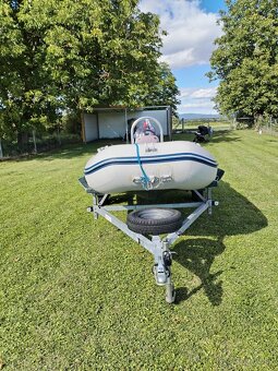 Motorový čln - 9