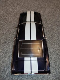 Model (poskladaný) Shelby GT500 (DeAgostini 1:8) - 9