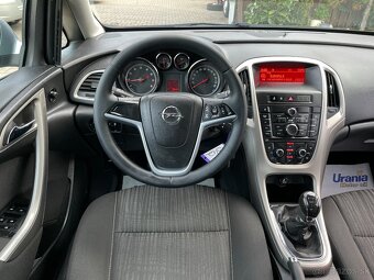 Opel ASTRA Benzín 1.4 TB - 9