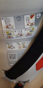 Predam 2 autosedacky Britax Romer+prislusenstvo - 9