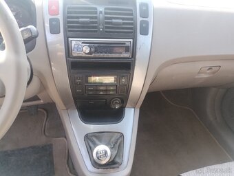 Hyundai Tucson DIESEL - 9