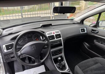 Peugeot 307 1,6i serviska , klima ,1 Majit benzín manuál - 9