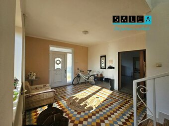 Klasický 4 izbový poschodový dom „kocka“ 220m2 – Tomášikovo - 9