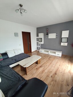 Predám 3 izbový byt 74 m2 , ulica Michalská, obec Hlohovec - 9