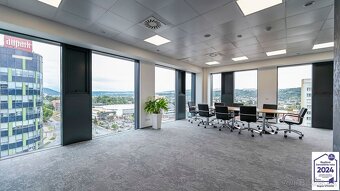 Kancelárske priestor najvyššieho štandardu v centre Košíc - - 9