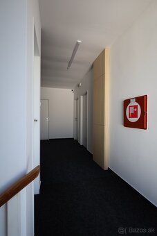 ADMINISTRATÍVNO–PREVÁDZKOVÁ BUDOVA - 9