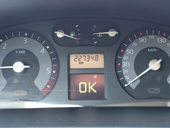 Renault Laguna II 1.9 dCi 88 kW – 2005 - 9