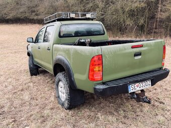 Toyota Hilux - 9