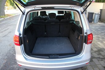 vw sharan 2.0 TDI edícia CUP elek.dvere - 9