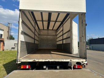 MAN TGM 18.290 se shrnovací plachtou a čelem - 9