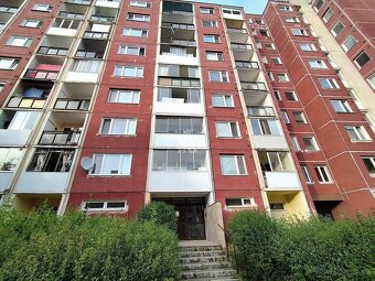 1 IZBOVÝ BYT BUKUREŠTSKÁ, KOŠICE, SÍDLISKO ŤAHANOVCE - 9