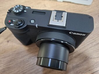 Canon Powershot V1 - 9
