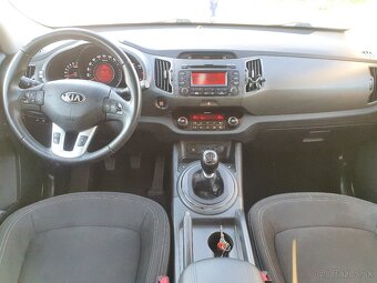 Kia Sportage 1,6i 2WD 6MT - 9
