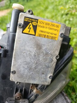 Predné svetlá Škoda Superb 1 -na diely - 9