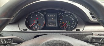 Volkswagen Passat Variant 2.0 tdi DSG - 9