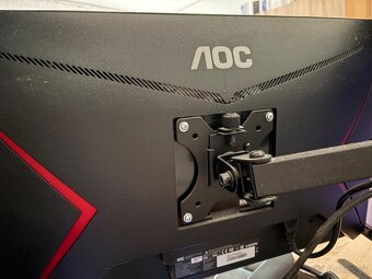 Predám kompletný herný setup – PC + 2 monitory + mikrofón - 9