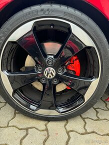 VW Glendale R19 + Michelin 235/35 R19 - 9