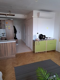 2-izbovy byt v skvelej lokalite - 9