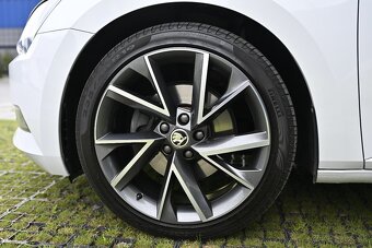Škoda Superb Combi 2.0TDI Sportline 190K DSG A6 140KW - 9