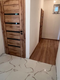 23 km od Presova: Zrekonstruovany rd s pozemkom 1245m2 - 9