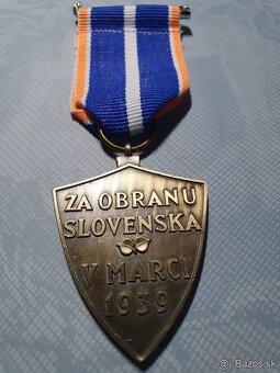 Vyznamenanie , Slovensky stat , zelezny kriz , odznak - 9