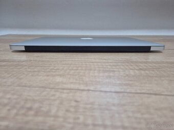 MacBook Air (13-inch, 2015) /Intel Core i5/8GB RAM/128GB SSD - 9