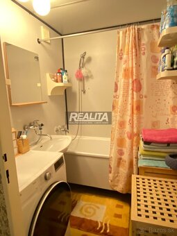 ÚTULNÝ 3-IZBOVÝ BYT, VINIČKY, 64m2, LÓGIA - 9