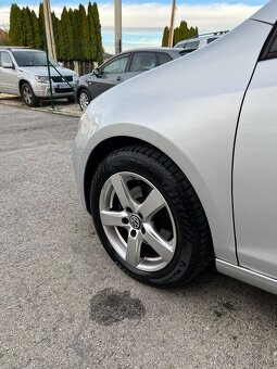 Volkswagen Golf 6 TrendLine 1.6 Benzin + LPG = Top Stav = - 9