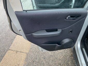 Mercedes-Benz A trieda 160 CDI Elegance Blue - 9