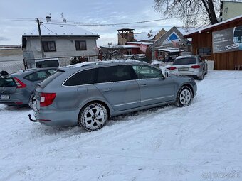 Škoda Superb 2.0TDI - 9