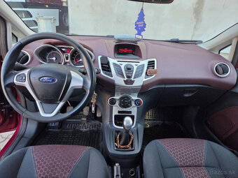 Ford Fiesta - 9