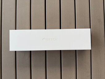 Apple Watch Series 4 44MM Gold Stainless Steel Case - 9