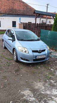 Toyota Auris 1.6 benzin 91 kw - 9