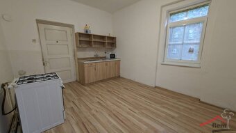 3-izbový rodinný dom na predaj vo Vrábľoch, pozemok 1094 m2 - 9