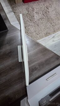 LED televizor PHILIPS 24" - 9