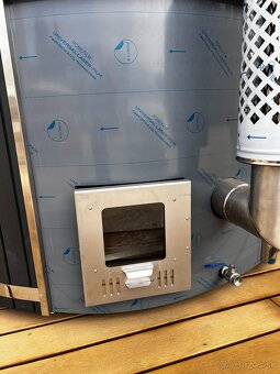 Luxusná kúpacia kaďa s integrovanou pecou - 9